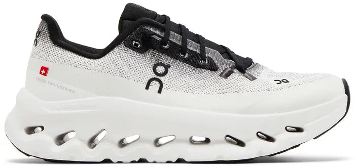 Wmns Cloudtilt 'Black Ivory'