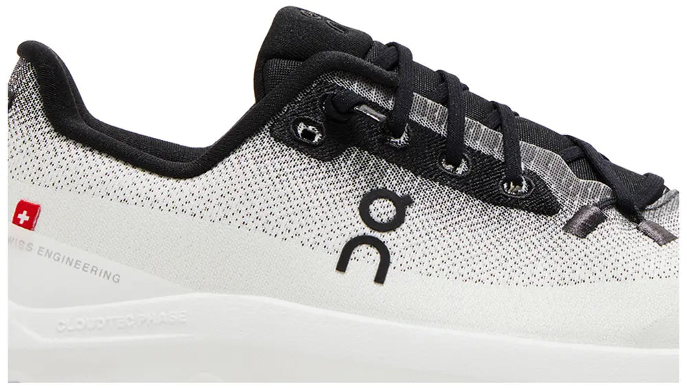 Wmns Cloudtilt 'Black Ivory'