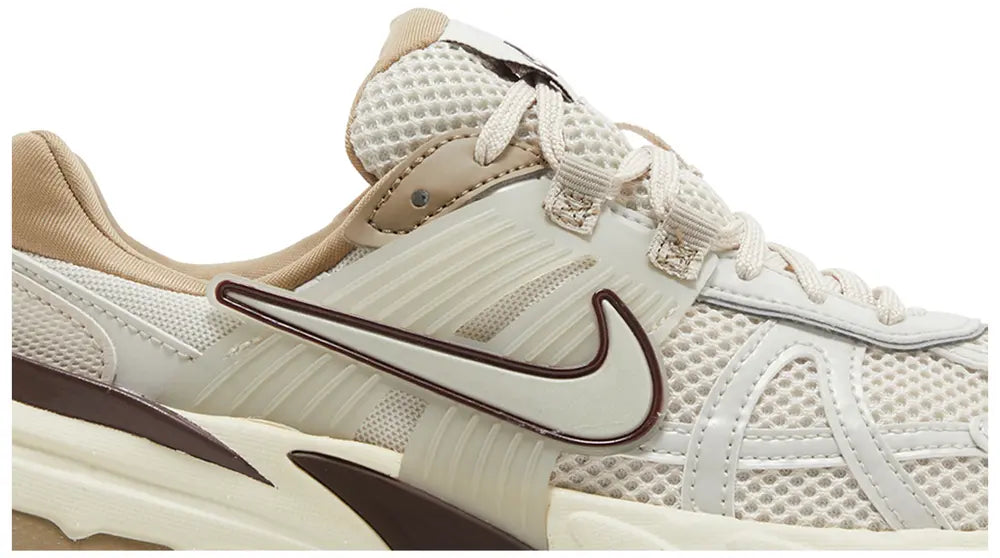 Wmns V2K Run 'Light Orewood Brown'